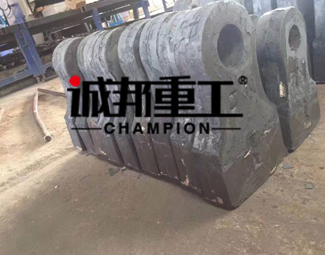 破碎机锤头发往安徽